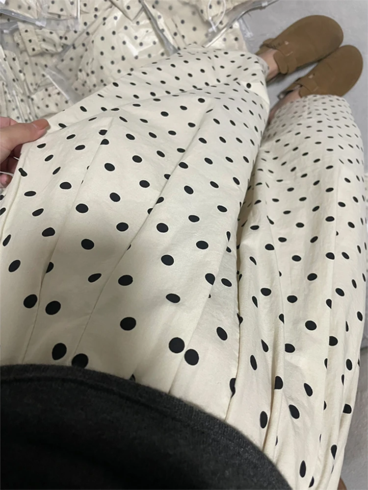 4月末から6月後半にかけて着るべきドットワイドパンツは？通勤・日常で失敗しない選び方