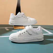 スズメバチ 子供靴白靴 2025 秋