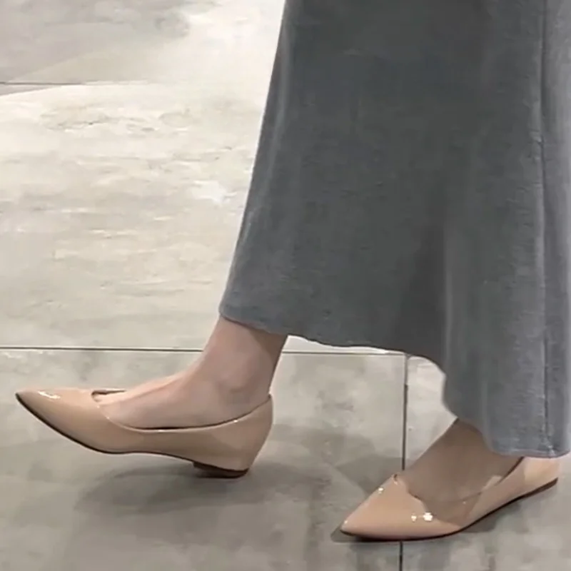 きれいめコーデに欠かせないパンプスは、どう選ぶ？