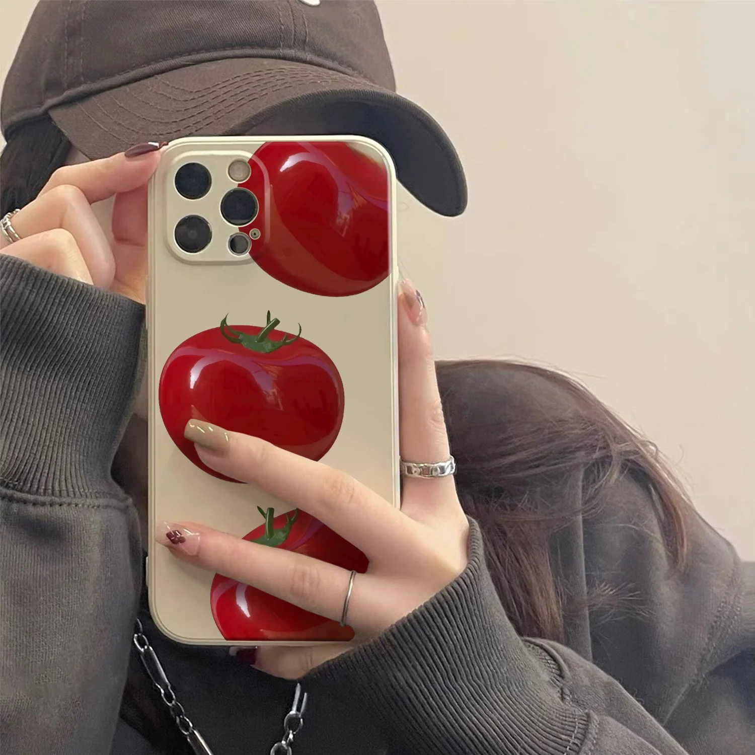 シリコンスマホケース：大Q美壳の全包タイプがベタベタしない理由