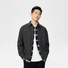 工装風の綿シャツ【ダブルポケット・ゆったりデザイン・長袖】