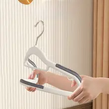 滑り止め付き衣服用ハンガー【肩の形状を守る・衣類の保護に最適】