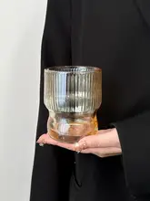 ストライプデザインのカフェスタイルグラスタンブラー【高級感・冷飲用・家庭用】