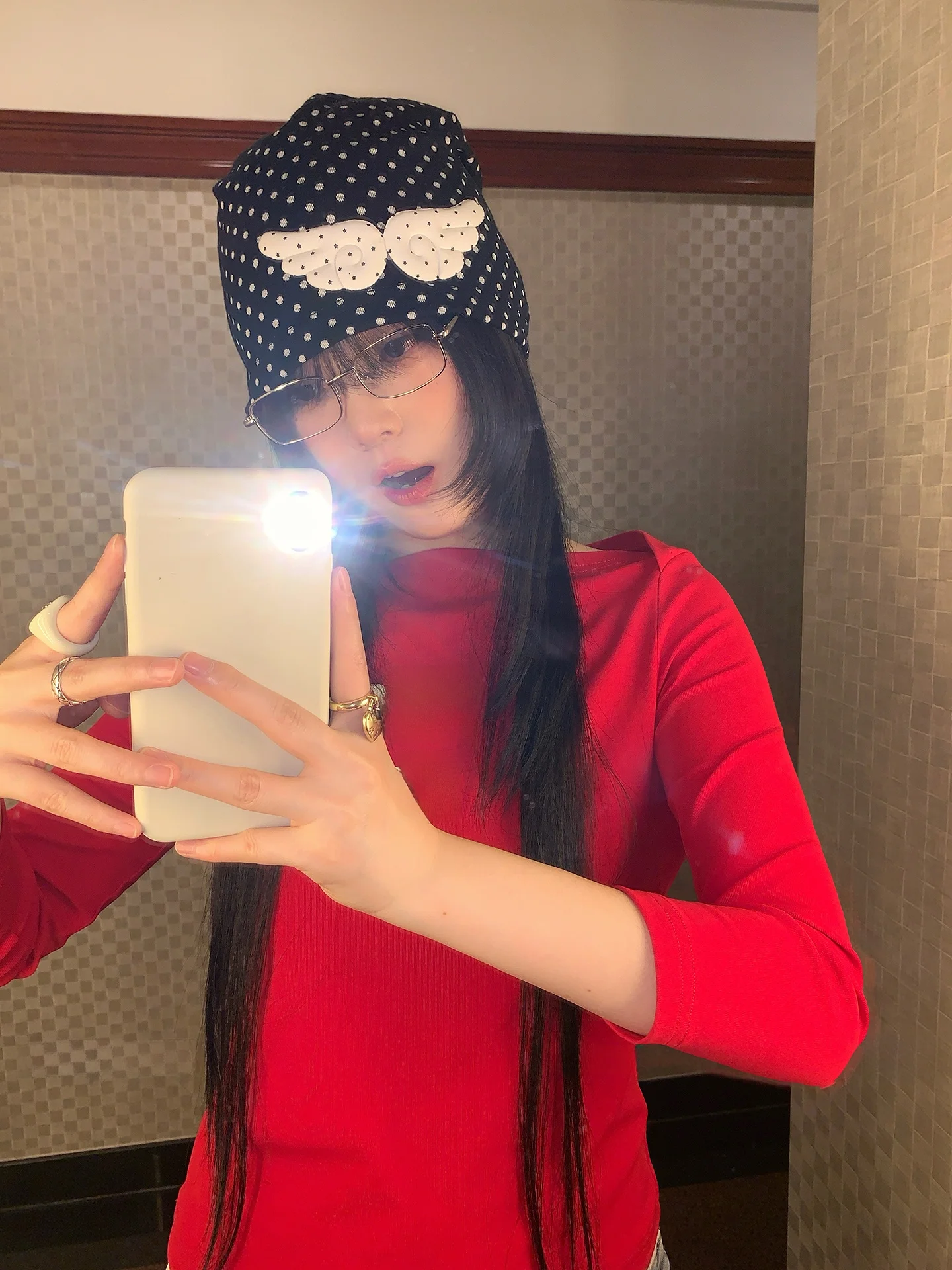 おしゃれなキャップをどう選ぶ？レトロドットデザインの春夏用帽子が解決する3つの悩み