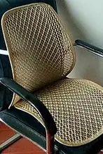 夏用 穴あけ不要 車用エアコンメッシュ腰当て【通気性・オフィス用・快適】