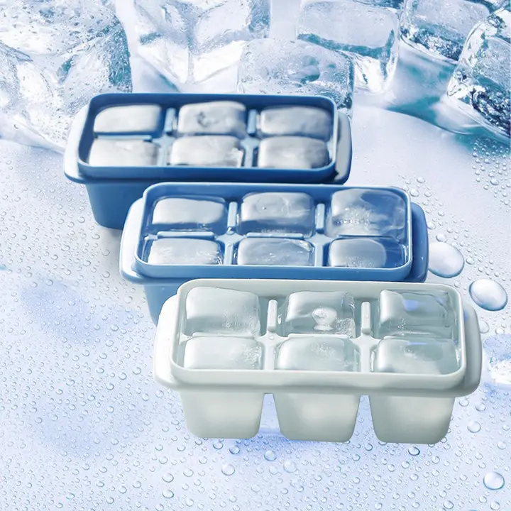 冷凍小型氷塊作成器【蓋付き・シリコン製・使いやすい】