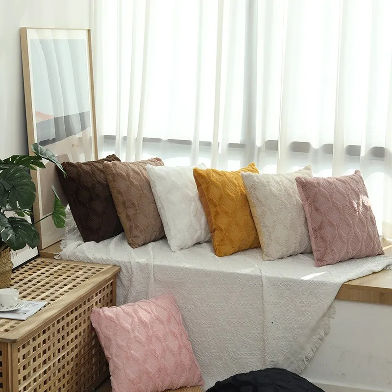 揃えるミニマリスト部屋づくりアイテム｜収納バスケットとクッションカバーの選び方を徹底解説