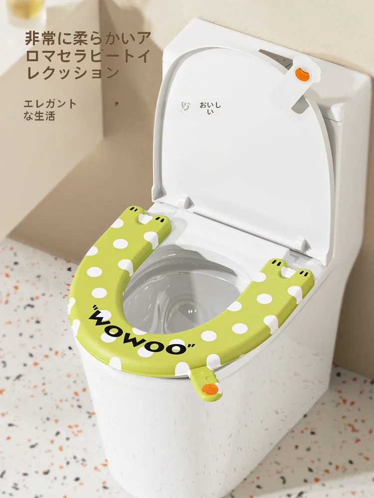 トイレトレーニング 女の子向けの防水・  抗菌トイレマットの実用性と使い方