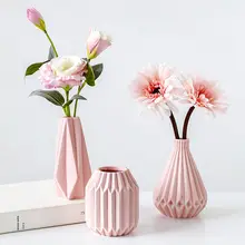 北欧デザインの手作り陶器花瓶【高級感・フェイクフラワー用・リビング・寝室向け】