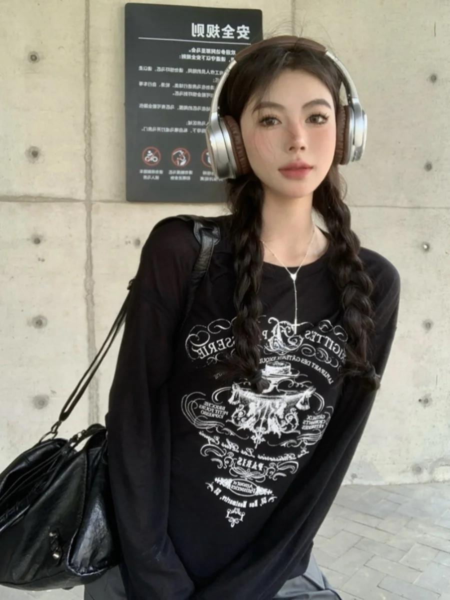 日焼けに強いTシャツはどう選ぶ？デザイン性と防紫外線機能を両立した1品が今、注目されている