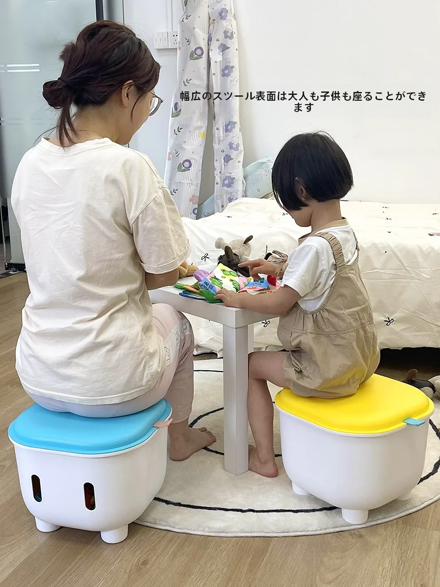 子育て中のおうち時間に欠かせない「収納と遊びの両立」が叶うベンチは？