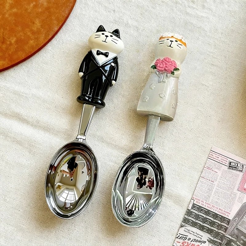 結婚祝いのスプーンを選ぶべき理由は？猫のデザインが心を癒す理由を解説