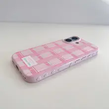 シンプルでおしゃれな水彩風ピンクチェックiPhoneケース【カメラボタン対応・フルカバー・ソフトタイプ】