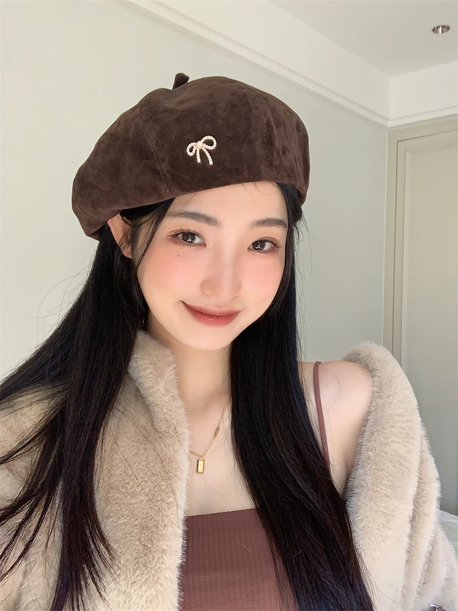 帽子にピンバッジをつけるおすすめの方法は？3選で実用性と美しさを両立
