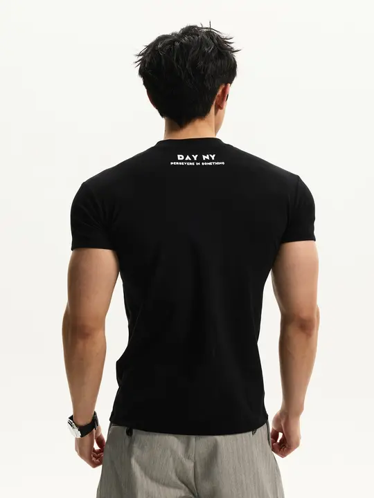 メンズフィットネスTシャツ【ショートスリーブ・スリムフィット・洗練されたデザイン】