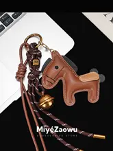 バッグチャーム レディース レザー 馬モチーフ ヴィンテージ おしゃれ 金運アップ プレゼント ギフト