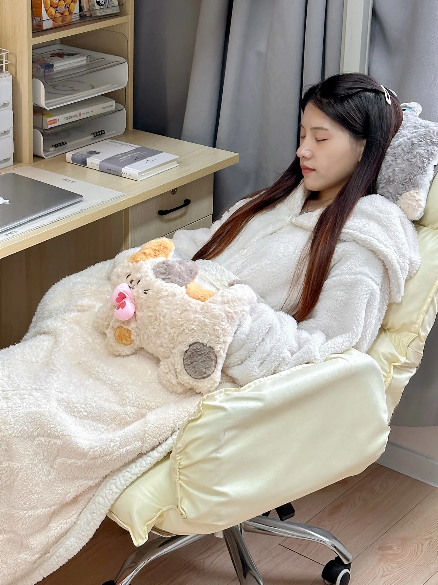 つま先を温めるグッズは、本当に必要なのか？