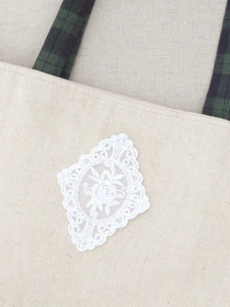 レース刺繍が本当に優雅な暮らしを創る理由は？