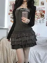 秋季用ヴィンテージ風スクエアネックTシャツとハイウエスト星柄Aラインケーキスカート（セットアップ対応）
