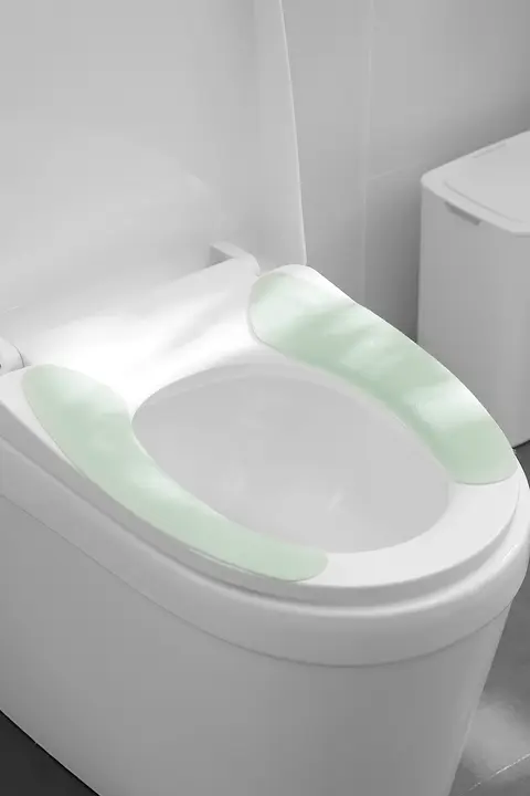 便座カバー 貼り付けタイプ 薄手 ボア 家庭用 オールシーズン「fasola」