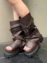 レトロなデザインの厚底サンダル【美ラド色・リメイク風・バイカーブーツ】