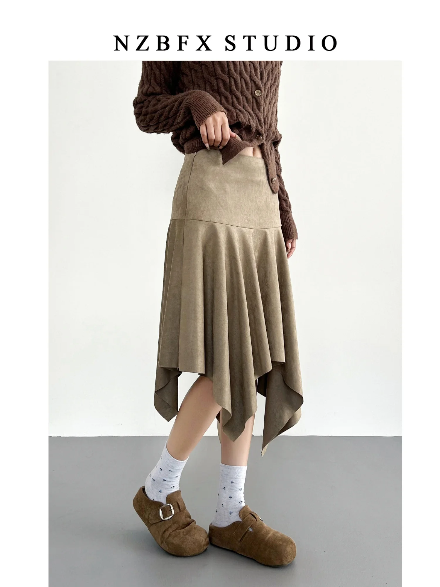 10月に着るレディース服装はどう選ぶ？レトロカジュアルなスカートが解決する3つの理由