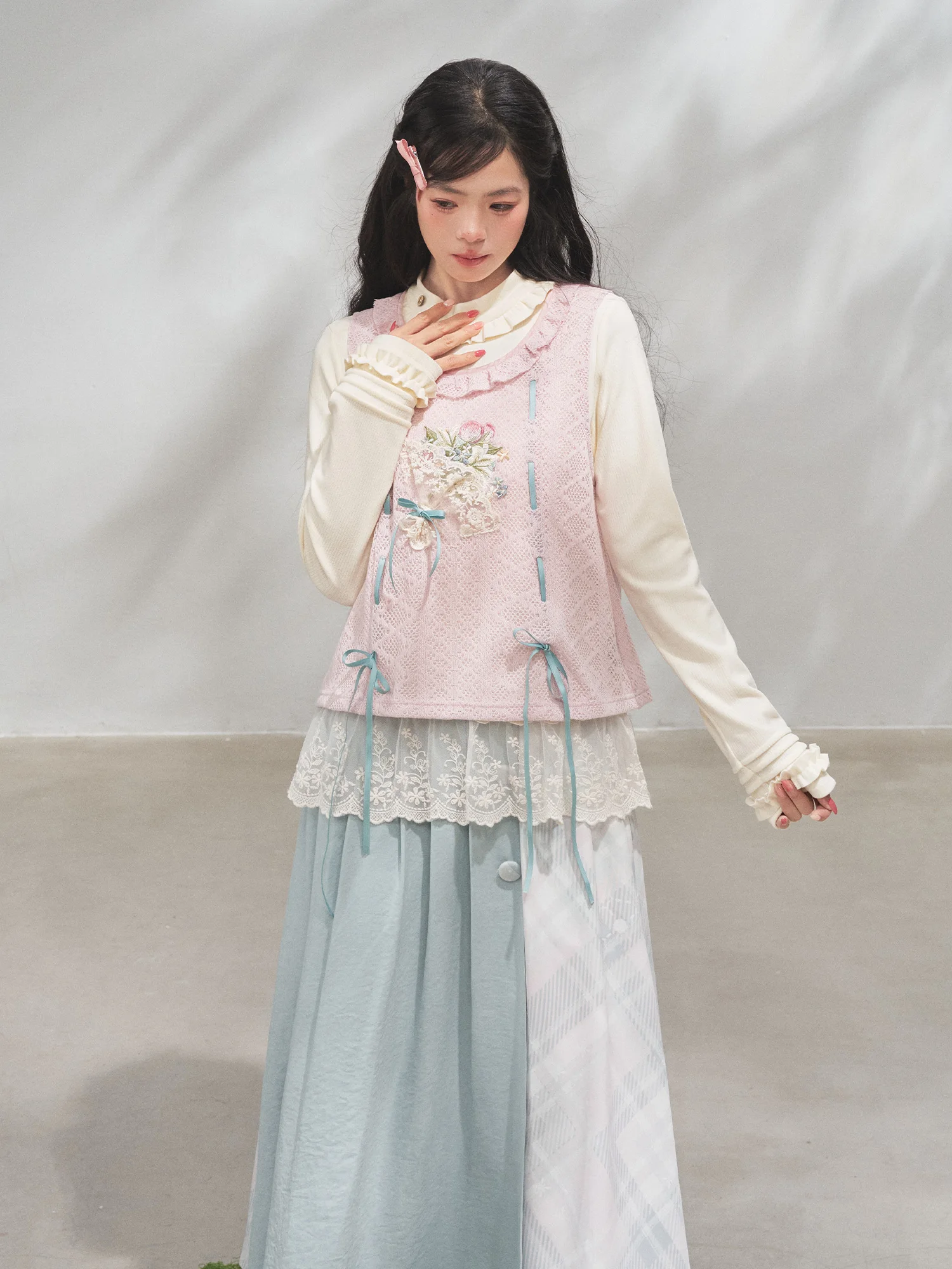 春の花束デザインスカートで失敗しないファッションは？