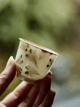 手作り玉泥製の茶器【糖水釉・茶杯・壺受け・上品なデザイン】