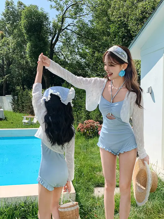親子お揃い水着【女性用ワンピース・子供用カバーアップ・プリンセスデザイン・体型カバー】（セットアップ対応）