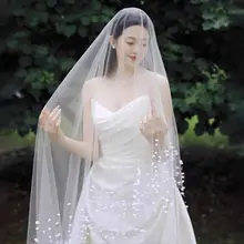 華やかな花と真珠のフリンジ付きベールヘアアクセサリー【新郎新婦用・フォトプロップス・高級感】