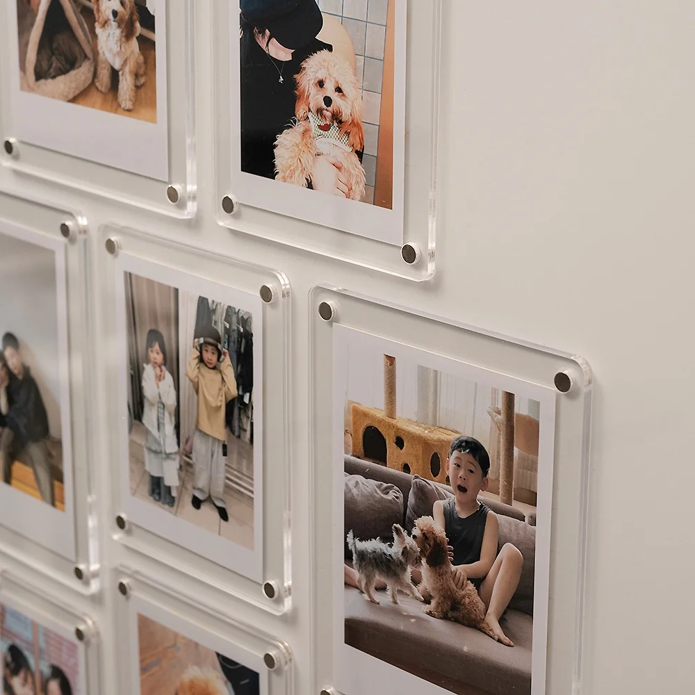 LOMOGRAPHYの写真スタイルをリアルに表現するには？透明フォトフレームがおすすめな理由