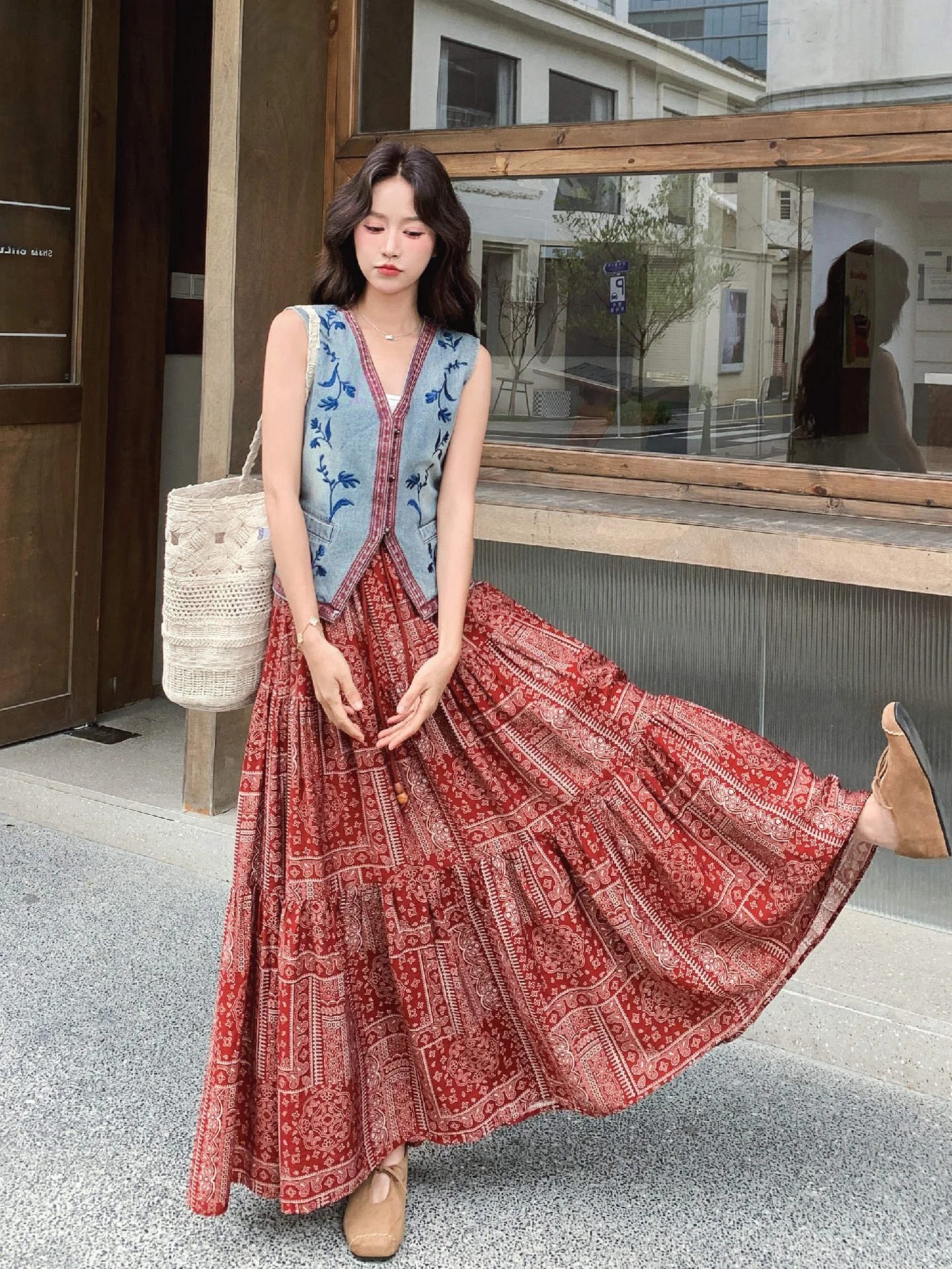 ブカブカの服とは何か？おすすめ3選と、なぜ夏に着るべきかの実践ノウハウ