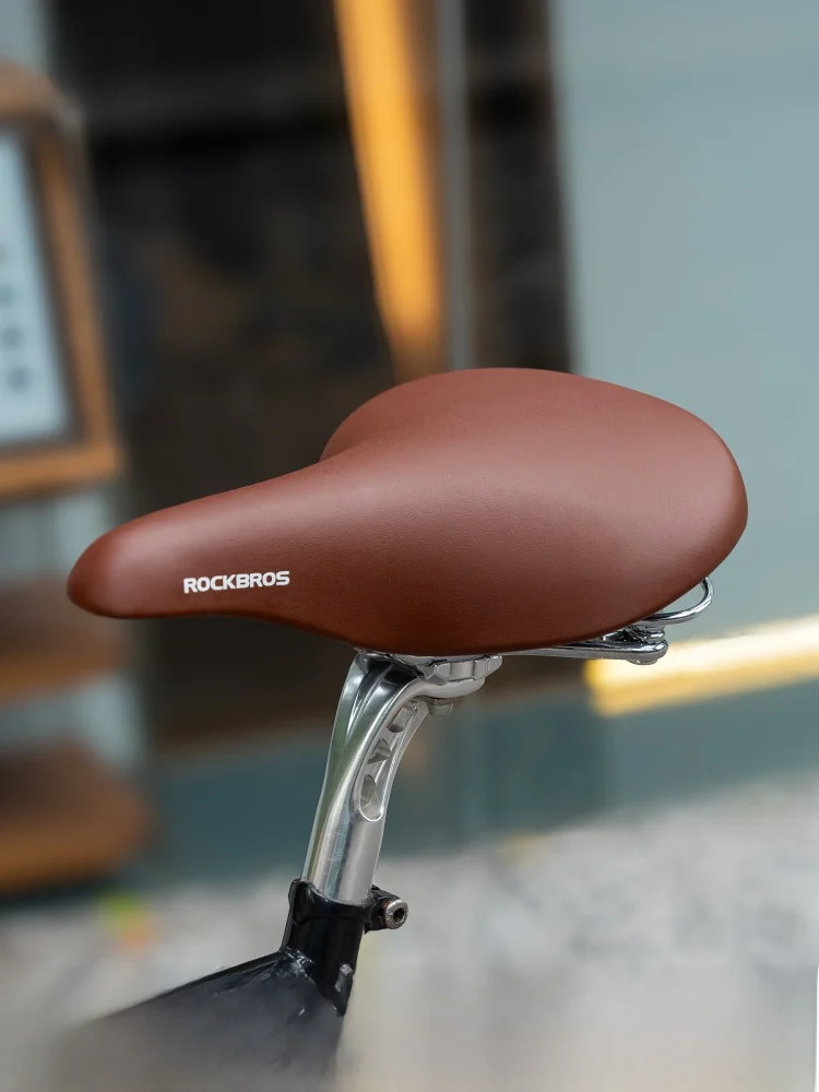 かっこいい自転車 大人向け シートで快適さを実現するレトロデザインのサドル