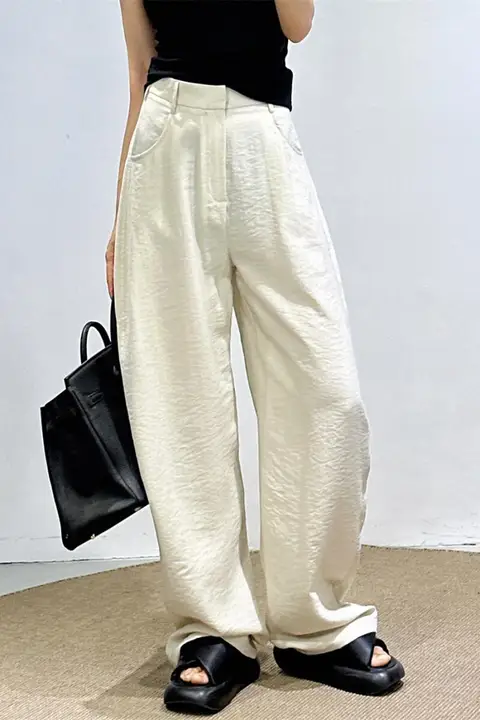 夏用 リネン製 ミルクホワイトワイドパンツ【ゆったりバナナパンツ・アーチデザイン】