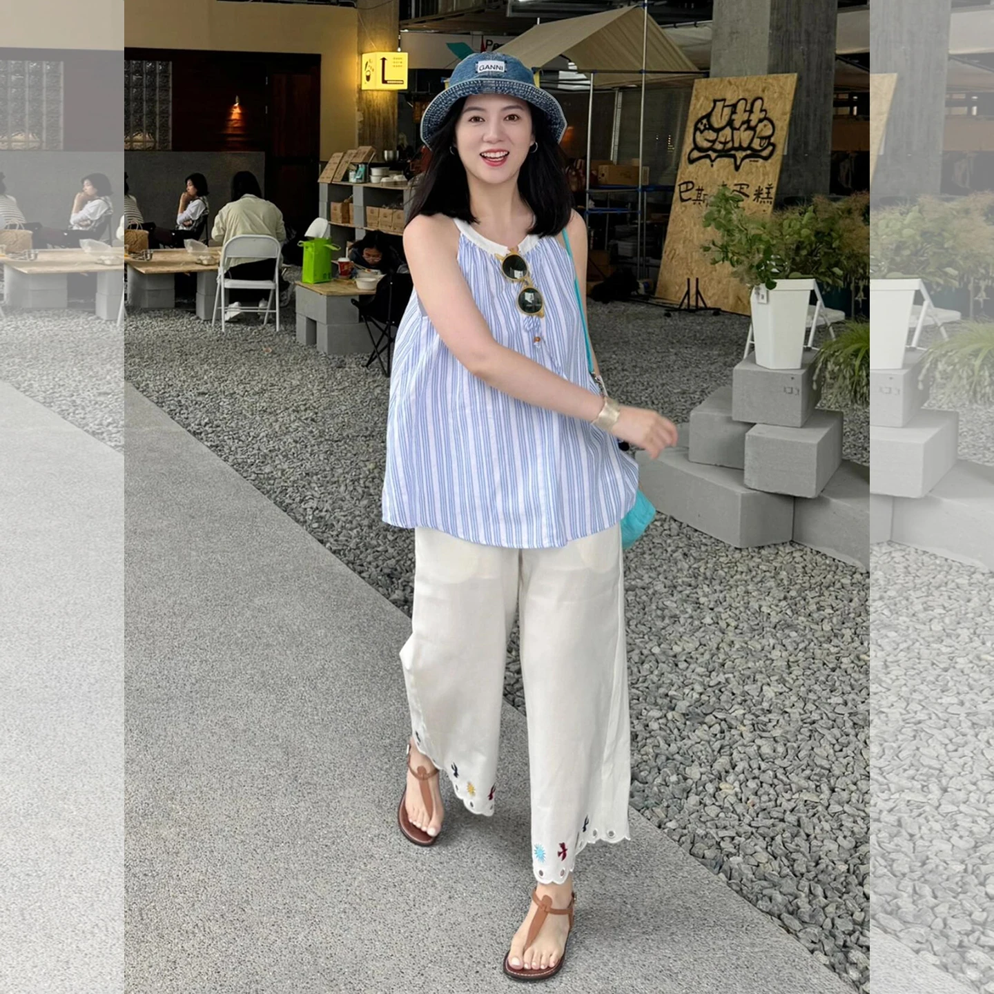 グレーキャップとストライプトップスのコーデで、通勤の疲れをどうにかする方法は？