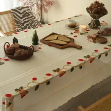 クリスマスデザインテーブルクロス【レース調・軽やかな高級感・家庭用・装飾用】
