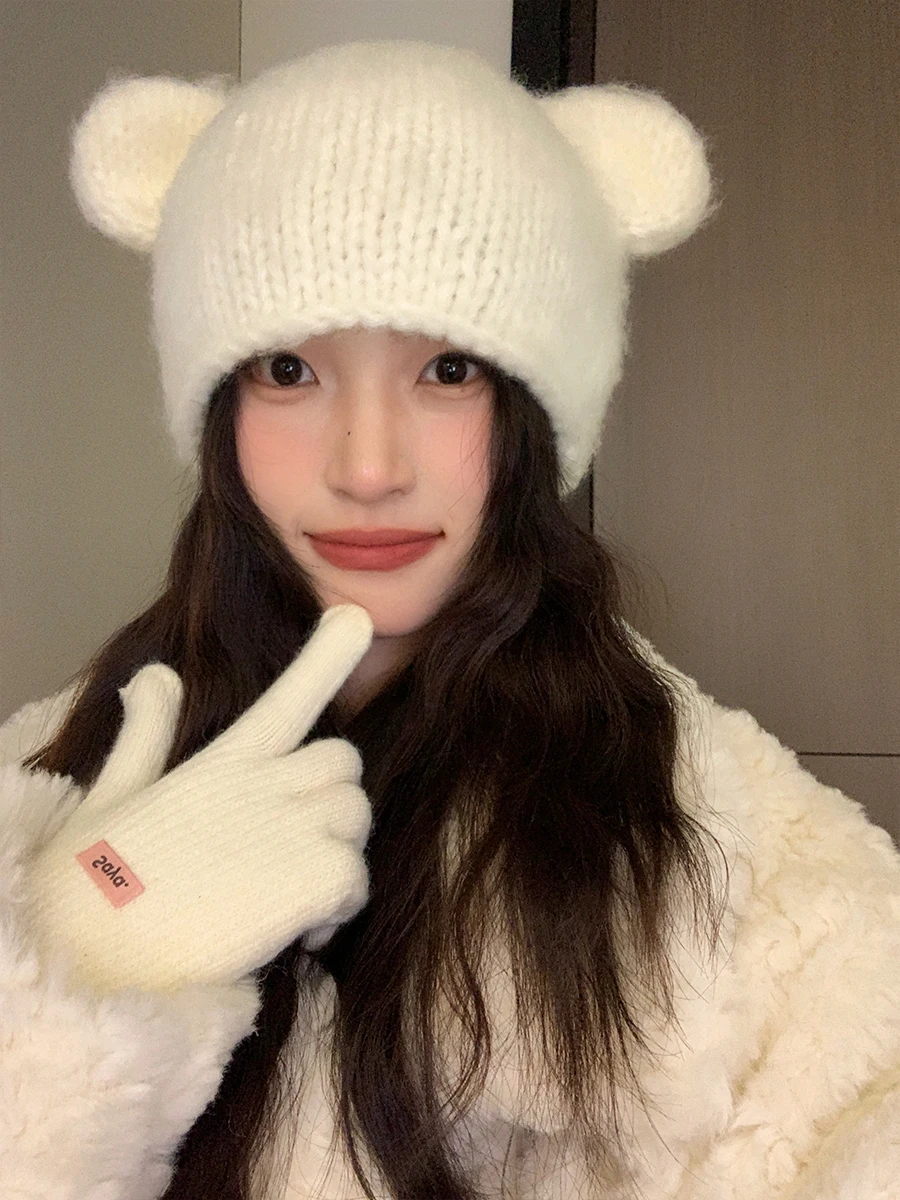 ニット帽をどう選ぶ？可愛さと保温性のバランスが決める、女の子の秋冬スタイル