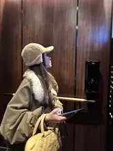水洗濯可能！毛襟付き白鹅绒パーカー【冬用・女性用・暖かさを追求したデザイン】