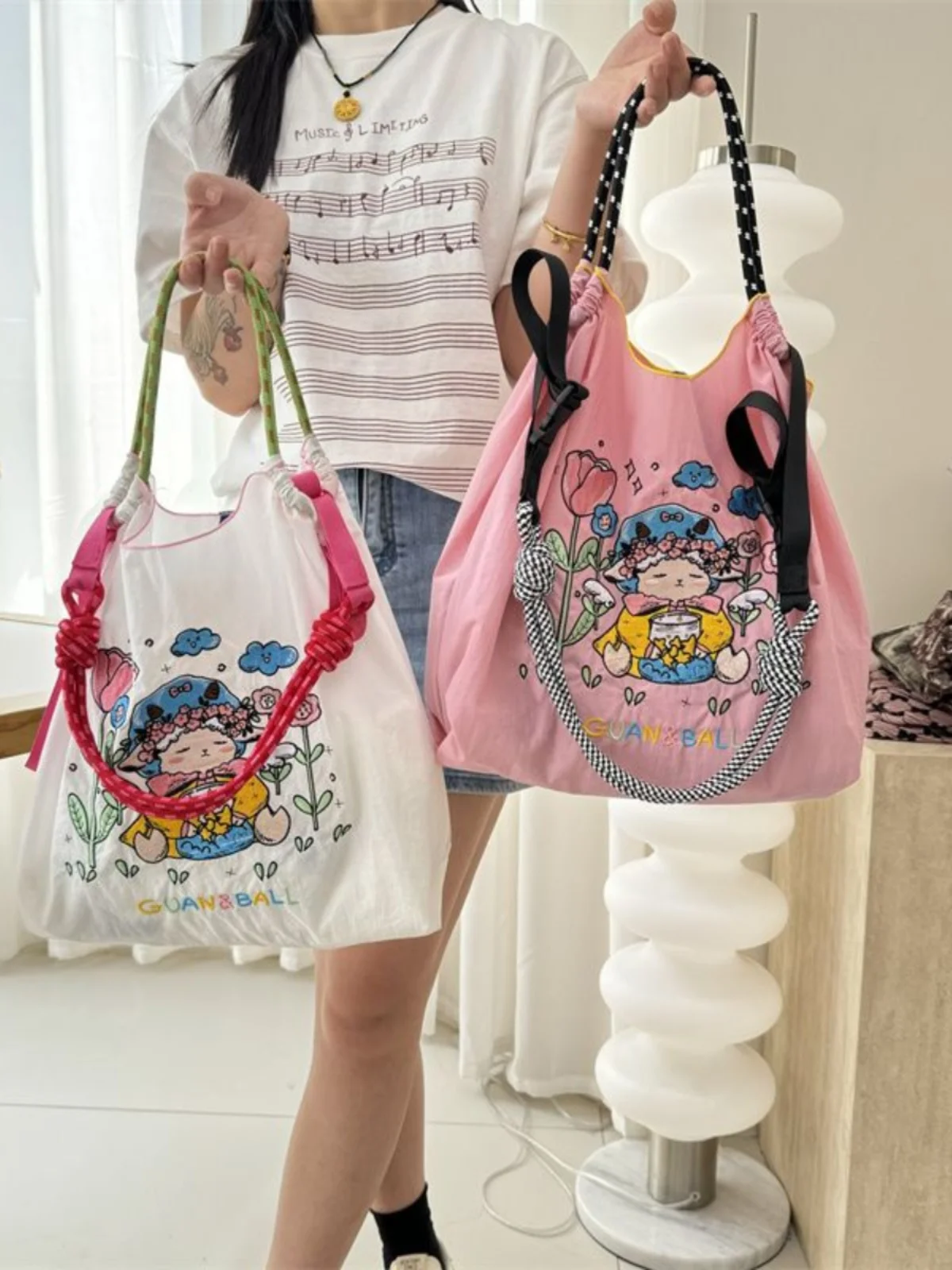 刺繍入りエコバッグ【ナイロン製・手持ち・ショルダー・斜め掛け可能】