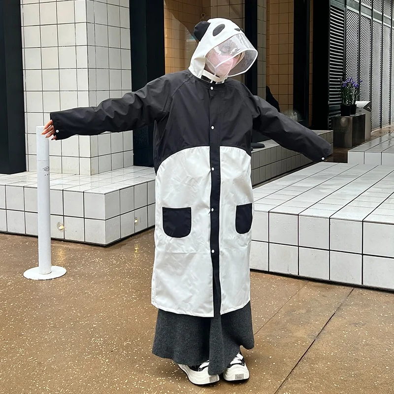 14度の雨に強い防水レインコート：かわいいパンダデザインのロングタイプが実際の使い勝手を解説