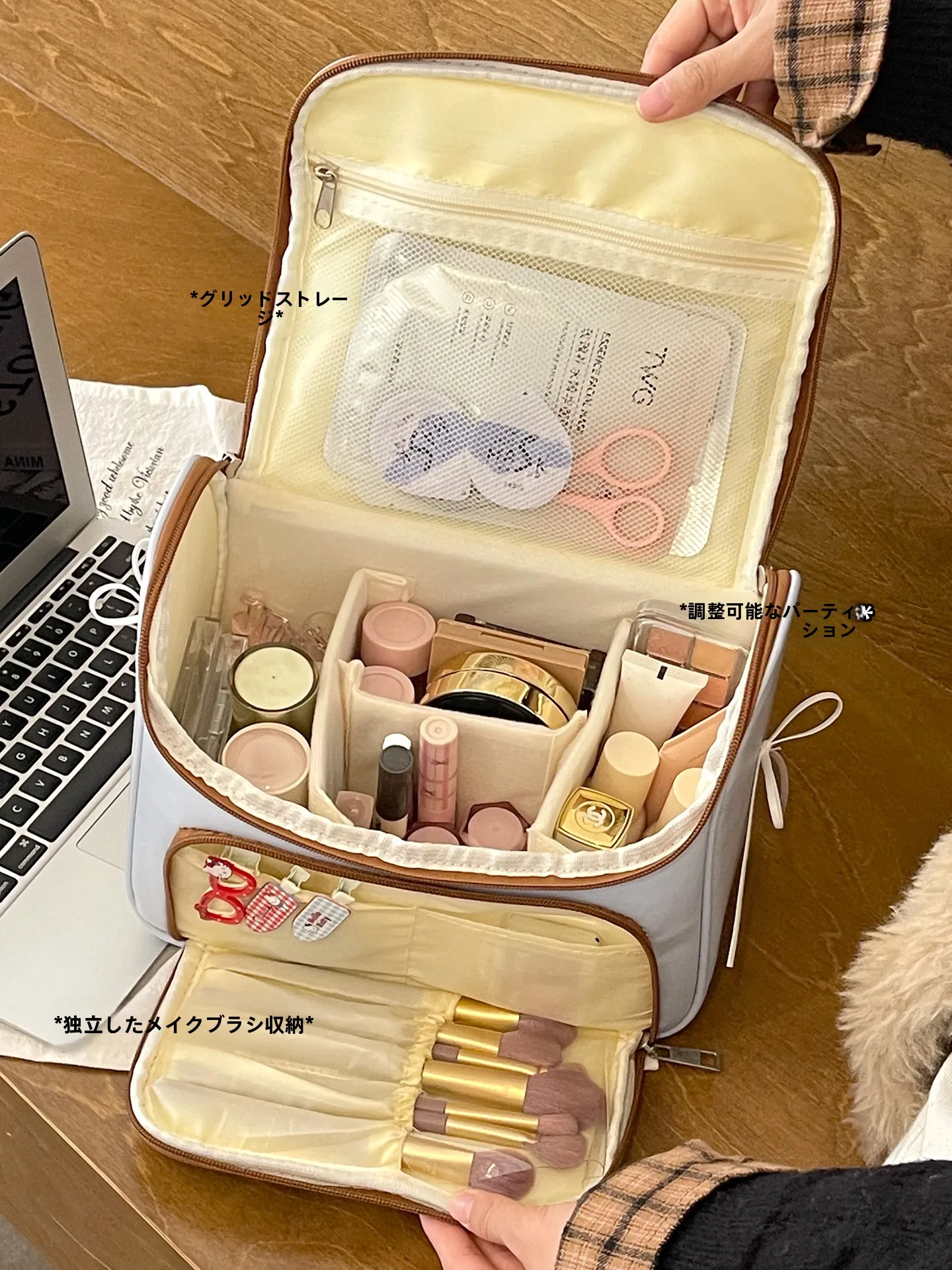 可愛い花柄化粧ポーチ：大容量で旅行や通勤にも最適な収納解決策