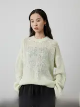 透け感のあるラウンドネックトップス ゆったり ニットセーター