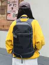 大容量の多機能メンズリュックサック【アウトドア・登山・旅行用】（セットアップ対応）