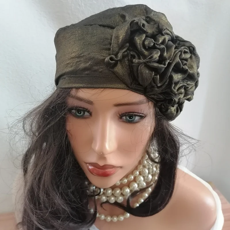 ターバンカチューシャとは？薄手の黒金色光沢フリル花デザインヘッドスカーフの実用性と使い方