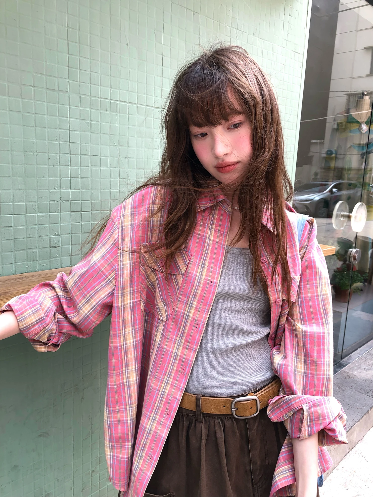 春のチェックシャツは、どう選ぶべきか？