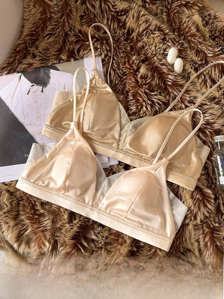 桑蚕絲100%製フランス風三角ブラジャー：夏用薄手美背タイプの機能とフィット感