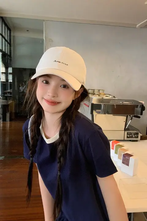 ユニークロゴデザインのキャップ【夏用・ソフトトップ・UVカット・女子用】