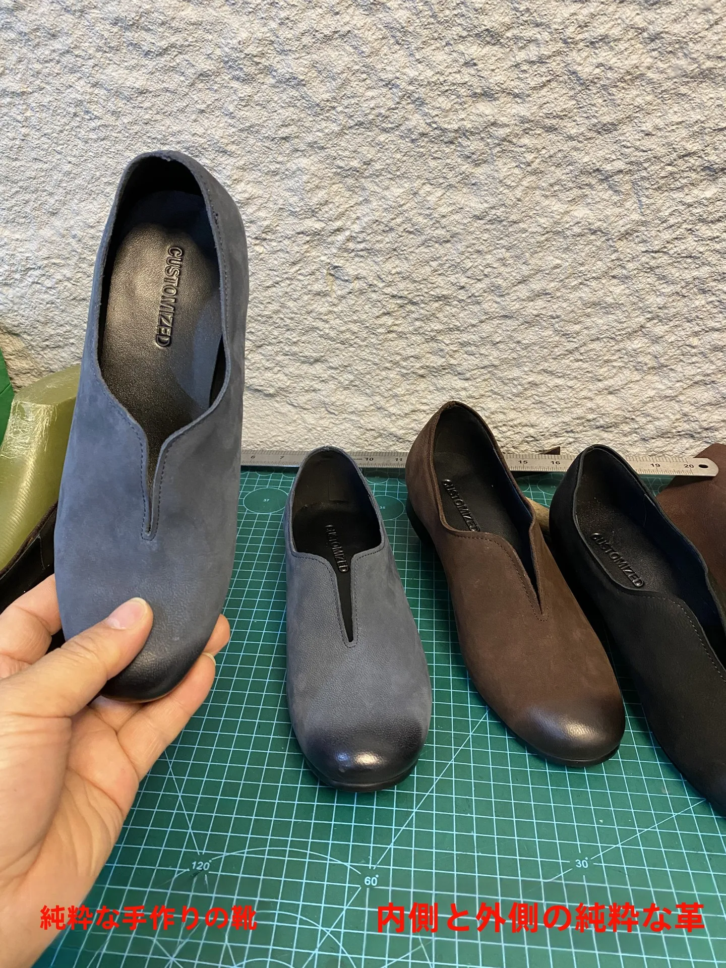 バブーシュカとは：レトロ風Vカットレザー女性用夏用シューズの本質と実用性