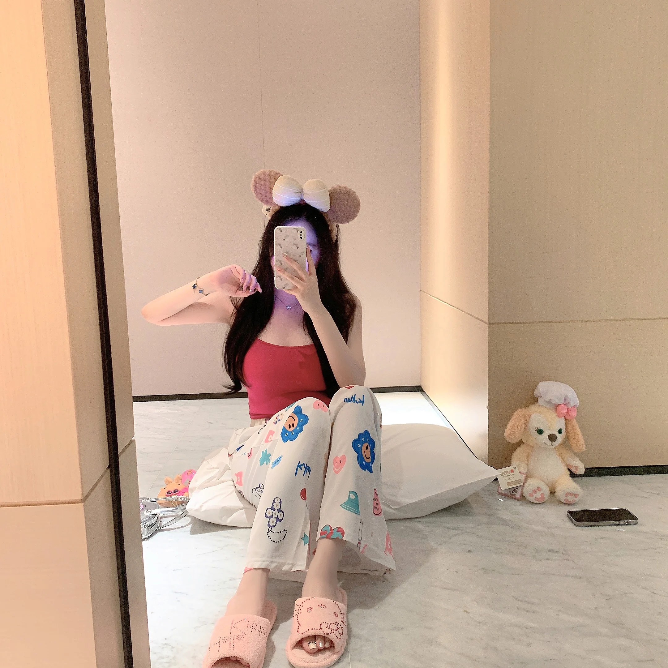 パンツ見せつけの取り入れ方は？4選で、日常からデートまで使えるスタイルを発見