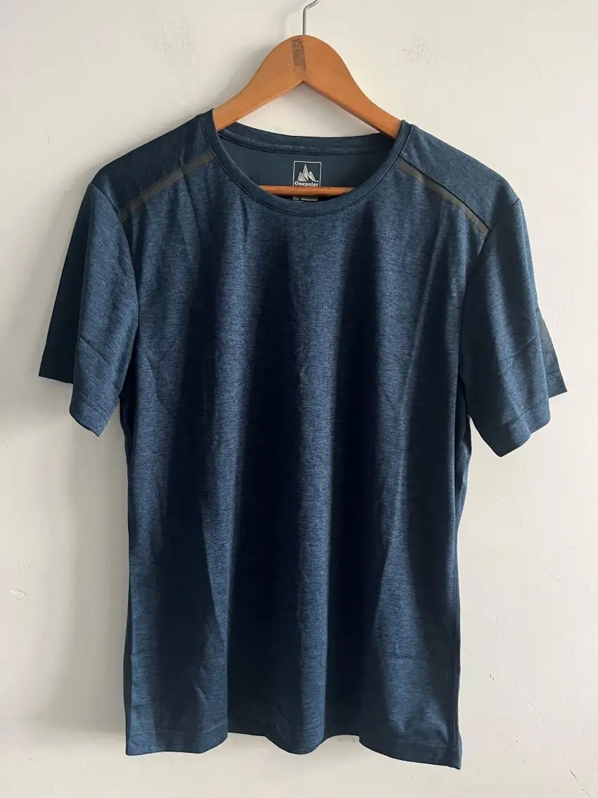 快適な着心地！吸汗速乾のアウトドア用メンズTシャツ
